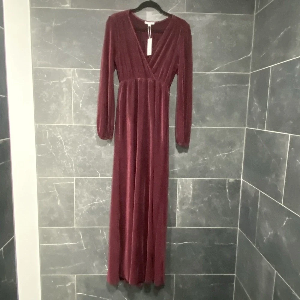Baltic Born Venus Maxi Dress Maroon Pleated Long Sleeve Small NWT Romantic